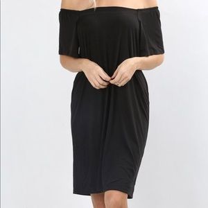 Premium off shoulder dress black